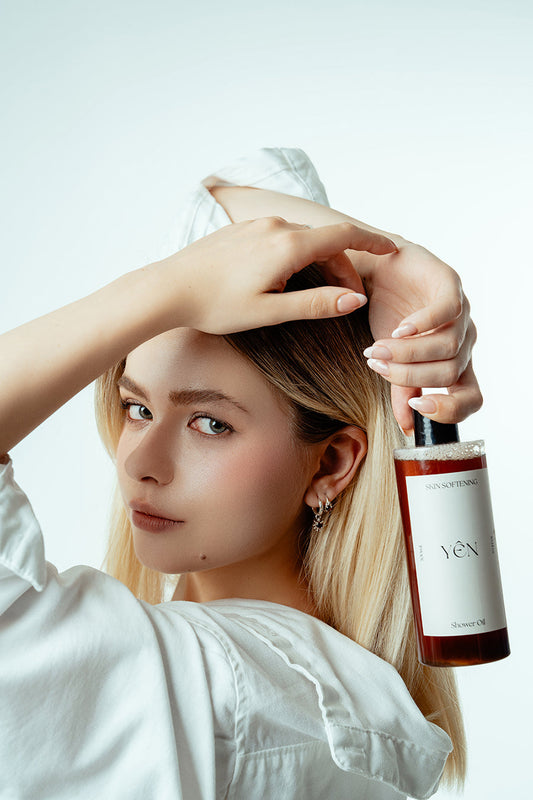 Top 4 Shower Oils for Glowing Skin